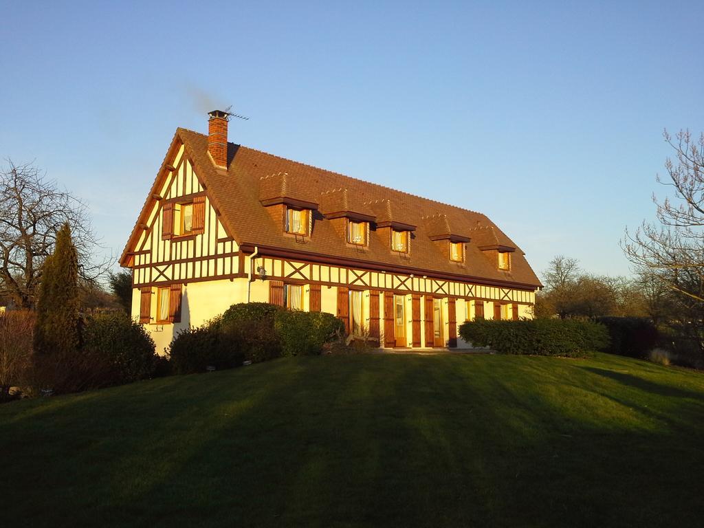 Chambres D'Hotes Au Temps Des Cerises Jumieges Exterior photo